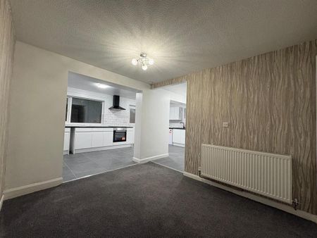 3 bedroom house to rent - Photo 2