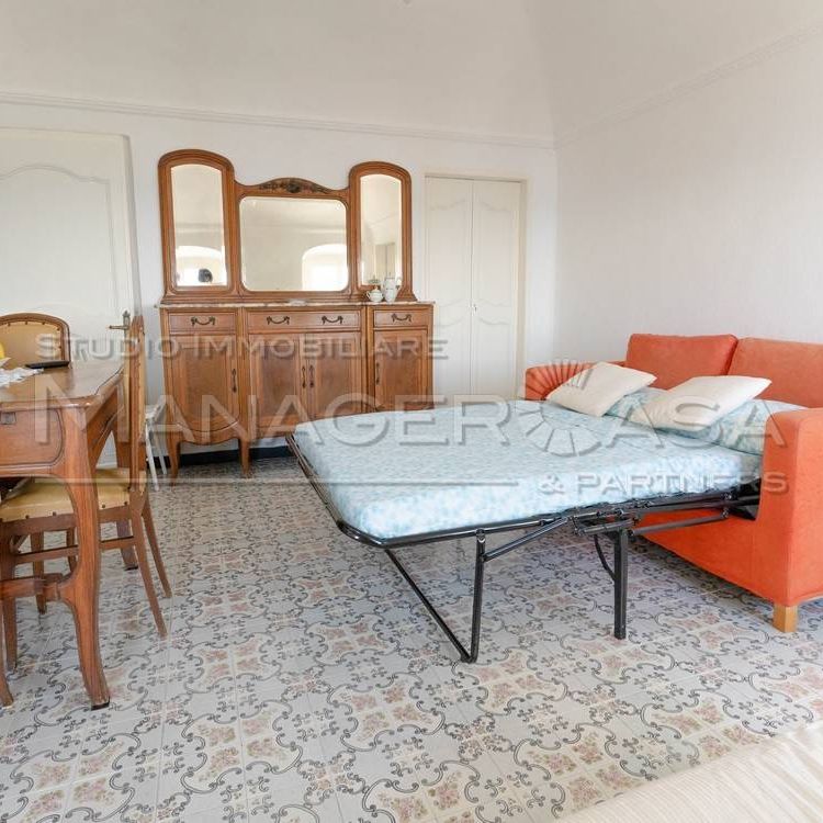 Trilocale via Luigi Gainotti 81, Vesima - Crevari, Genova - Photo 1