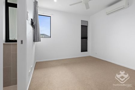 Town Centre Vida Complex ... Be Quick!!! - Photo 3
