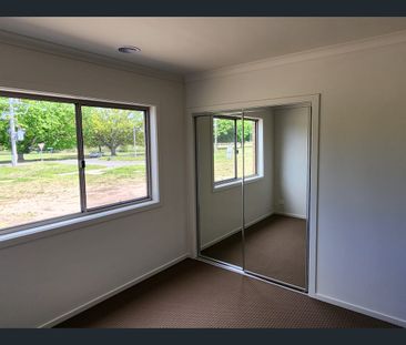 Perfect Modern Family Home! - Photo 1