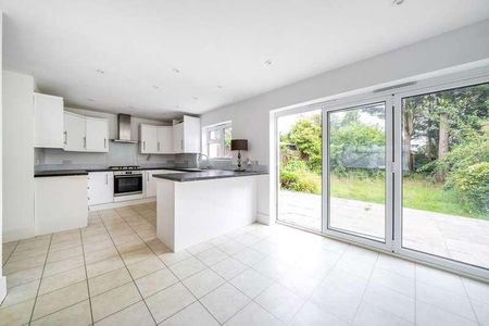 Potter Street, Northwood, HA6 - Photo 5