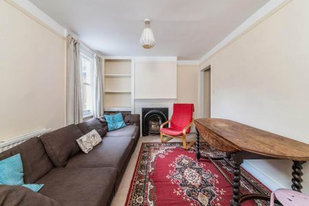 4 bedroom terraced house to rent - Photo 5