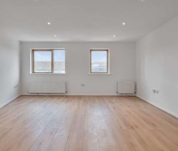 Fothergill Close, Warbler House, E13 - Photo 2