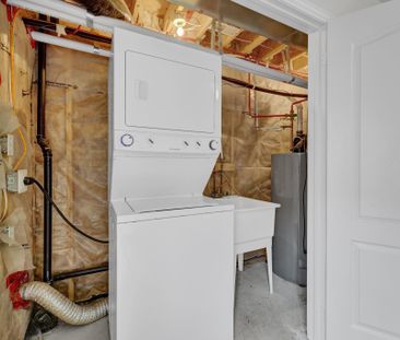 For Lease - 39 Sea Drifter Crescent, Brampton, Ontario - Photo 2