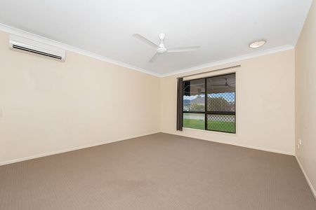 30 Rio Vista Way, Kirwan - Photo 3