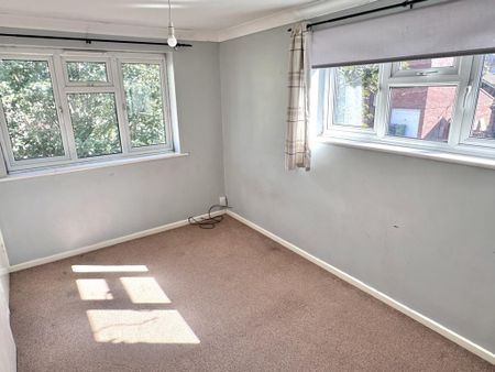 1 bedroom semi-detached house to rent - Photo 2