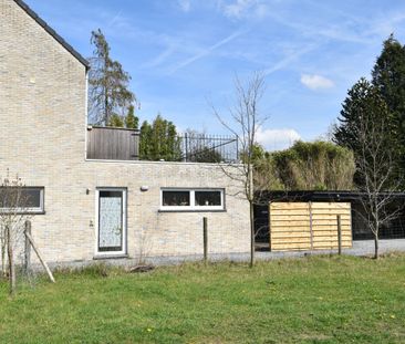 Instapklaar gelijkvloers appartement met zonnig terras en carport t... - Photo 1