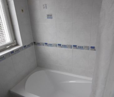 Location Appartement 1 pièce 31m² - Photo 2