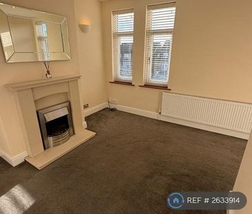 2 bedroom maisonette to rent - Photo 3