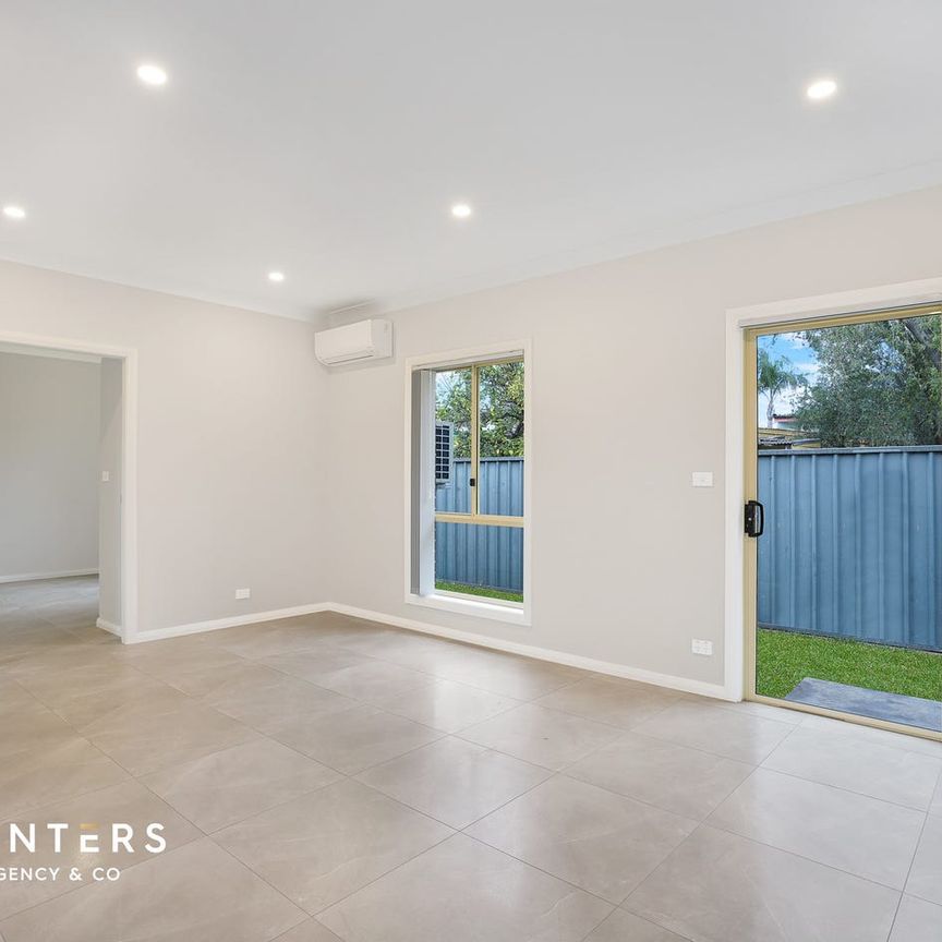 Brick, Young & Beautiful! - Photo 1