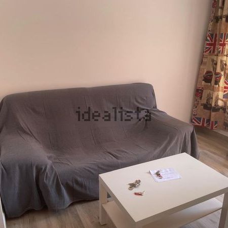 Alquiler de piso en Calle Cicerón - Photo 1