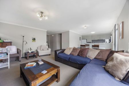 COMFORTABLE TWO BEDROOM HOME IN DELACOMBE - Photo 3