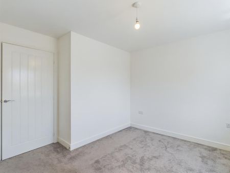 3 bedroom detached house to rent - Photo 2