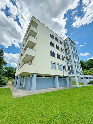 Moderne 3,5-Zimmerwohnung mit idyllischem, sonnigen Gartensitzplatz - Photo 1