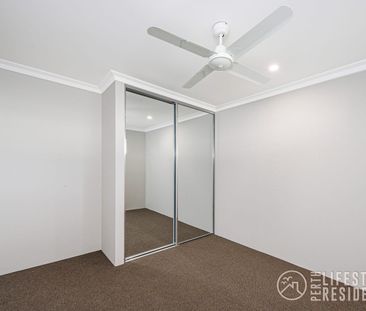 PERFECT DOWNSIZER IN EGLINTON - Photo 3