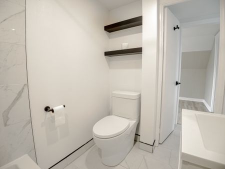 For Lease - 100 Donald Street Unit# Upper, Barrie, Ontario - Photo 2