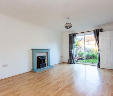 3 bedroom detached house to rent - Photo 2