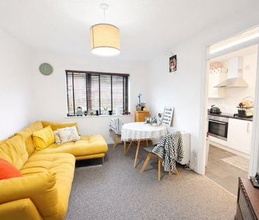 1 bed apartment to rent in Roots Hall Drive, Southend-on-Sea, SS2 - Photo 1