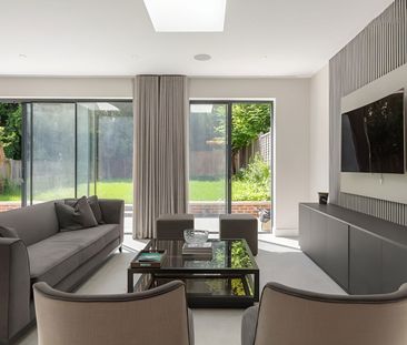 Ullswater Crescent, London, SW15 - Photo 6