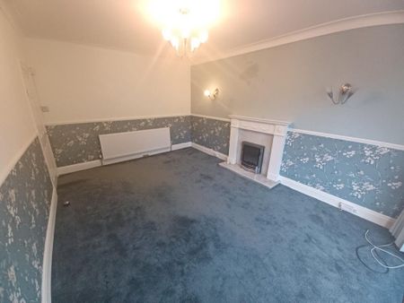 5 bedroom detached house to rent - Photo 3