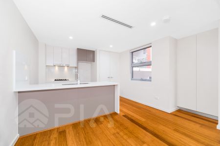 As new 1-bedroom modern apartment now for lease - Photo 3