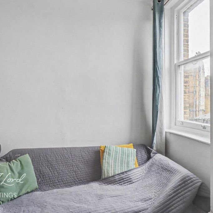 3 bedroom flat to rent - Photo 1