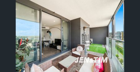 Luxurious 2 Bedroom Located in the heart of Olympic Park - Photo 5