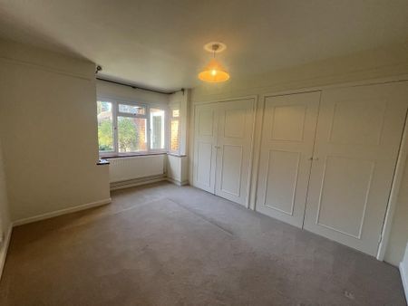 3 bedroom detached bungalow to rent - Photo 4