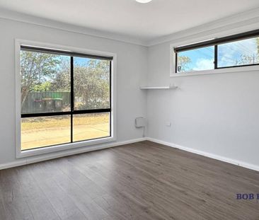 Renovated 4-Bedroom Home in East Dubbo - Close to Schools, Orana Ma... - Photo 4