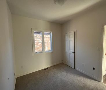 For Lease - 300 Skinner Road Unit# (Upper), Hamilton, Ontario - Photo 6