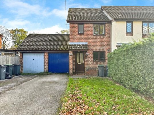 2 bedroom terraced house to rent - Photo 1