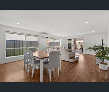 12 Richenda Street, Ormeau Hills, Qld 4208 - Photo 6