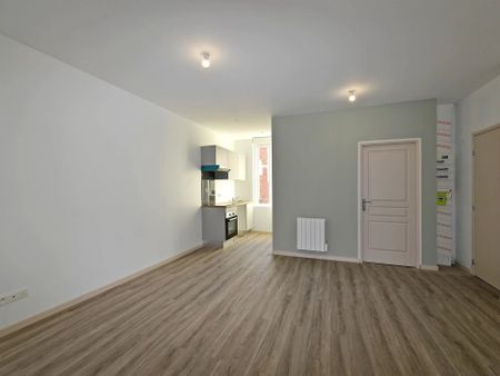 Location Appartement 1 pièces 26 m2 à Saint-Quentin - Photo 4