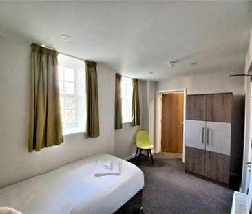 Bedsit, Foley Street, W1W - Photo 6
