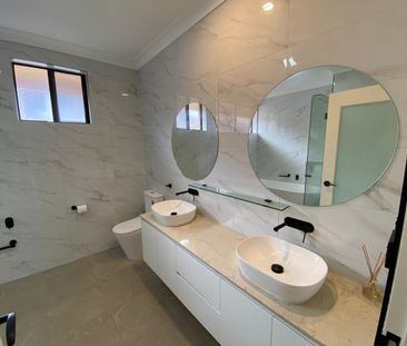 Family Comfort with Space, Style & Poolside Living - Photo 3