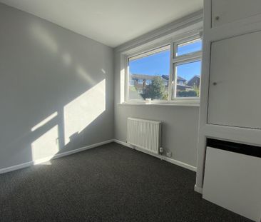 27 Crossbank Avenue - Photo 3