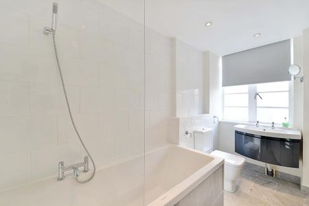 3 bedroom flat to rent - Photo 5