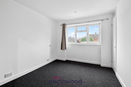 3 bedroom end of terrace house to rent - Photo 4