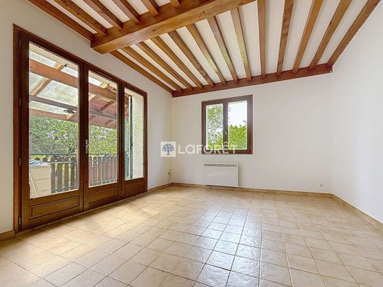 House - Photo 1