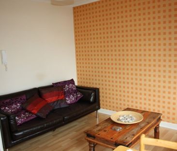 1 Bed Flat, Eastwood Avenue, G41 - Photo 2