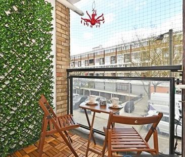 1 bedroom in a flat share to rent - Photo 5