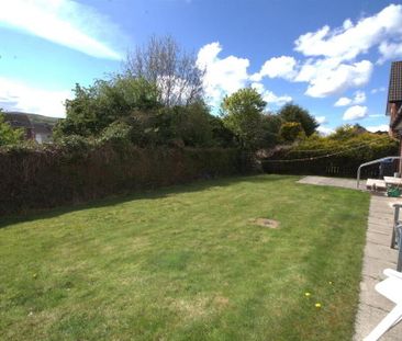 10 Blackthorn Road, Newtownabbey, BT37 0GH - Photo 2