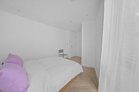 3 bedroom flat to rent - Photo 4