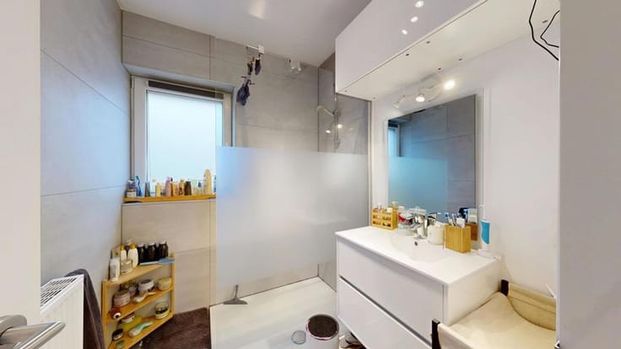 Appartement te huur - Photo 1