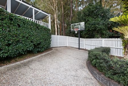 4 Unley Place, Robina QLD 4226 - House For Rent | Domain - Photo 4