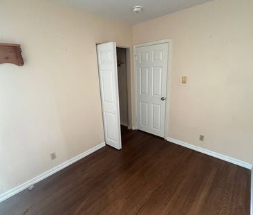 For Lease - 370 Greenbrook Drive, Kitchener, Ontario - Photo 2