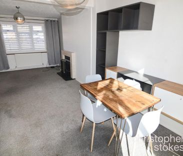 2 bedroom semi-detached house to rent - Photo 5