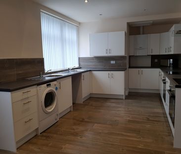 33, Bairstow Street, Preston - Photo 1
