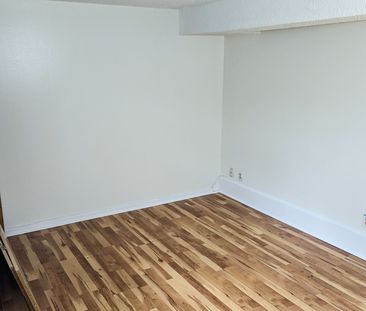 For Lease - 9 Gemshaw Crescent Unit# Bsmt, Toronto, Ontario - Photo 5