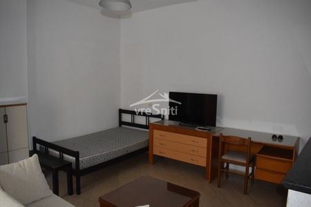 Studio/Γκαρσονιέρα για ενοικίαση Λόφος Βελισσαρίου - Λούτσα (Ιωάννινα) - Φωτογραφία 4